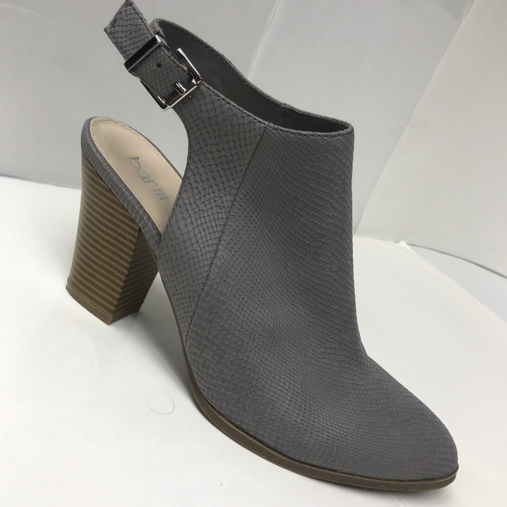 Bar III 9.5M Bootie Grey Closed Toe Chunk Heel